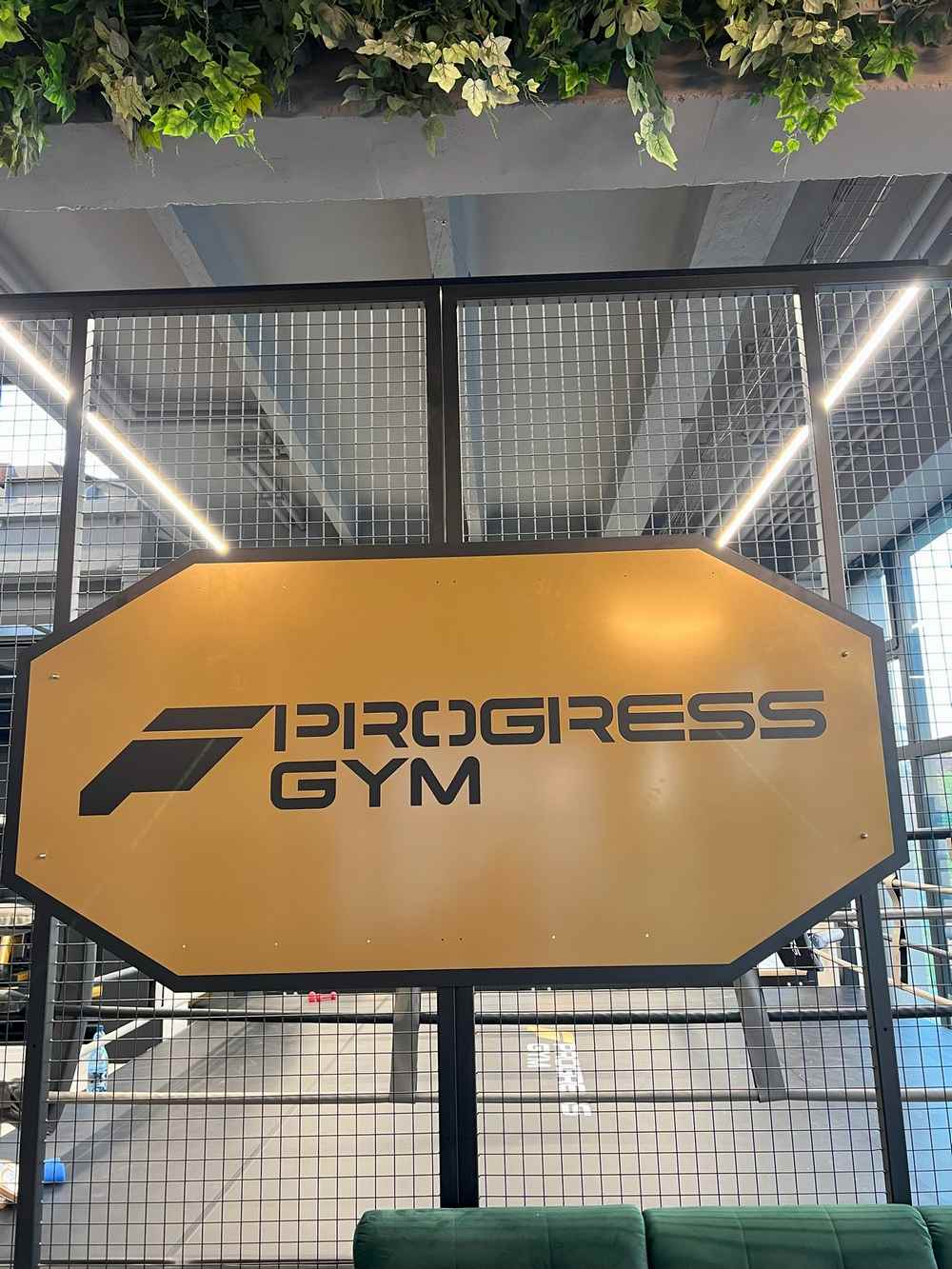 PROGRESS GYM WROCŁAW – PAPROTNA 14A