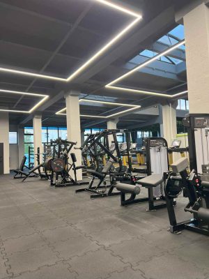 Strefa siłowa w Progress Gym Wrocław